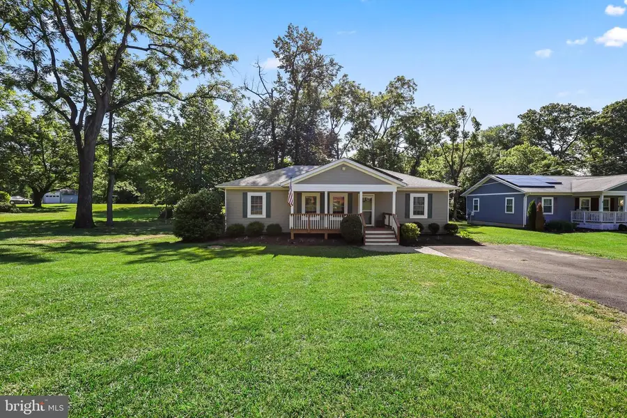 13 S Hughes St, Hamilton, VA 20158 - #2