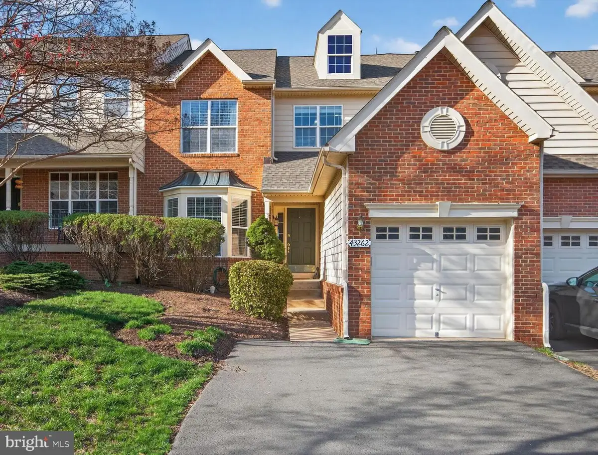 43262 Somerset Hills Ter, Ashburn, VA 20147 - #1