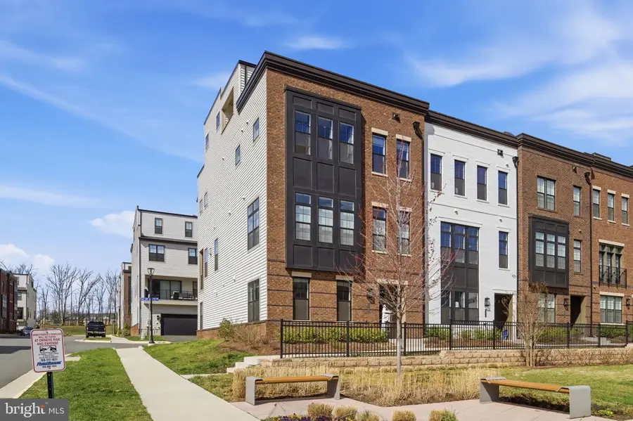 22160 Penelope Heights Ter, Ashburn, VA 20148 - #3