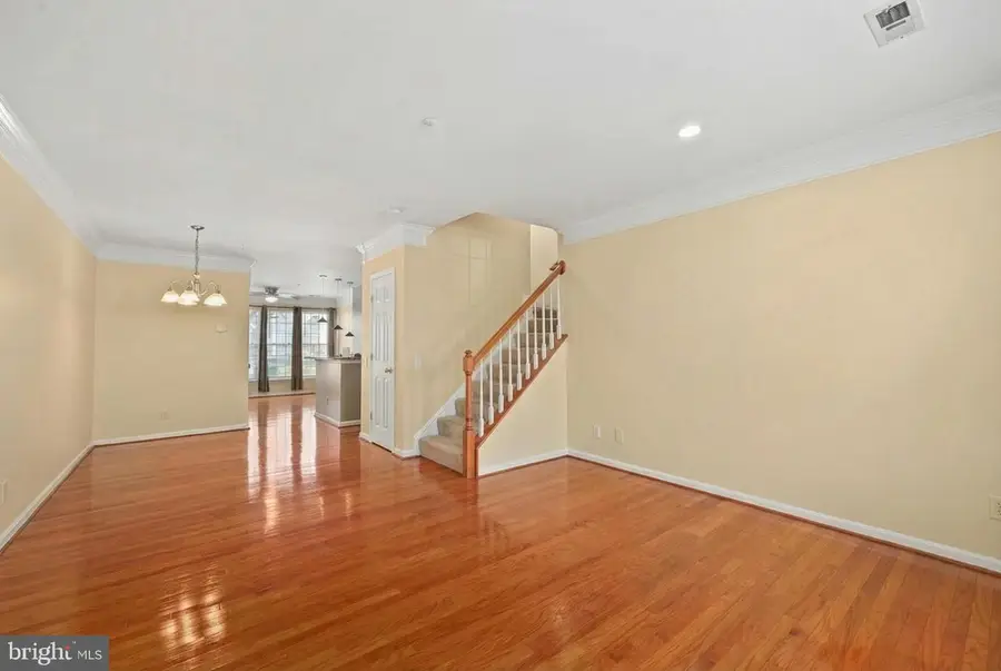 21877 Elkins Ter, Sterling, VA 20166 - #3