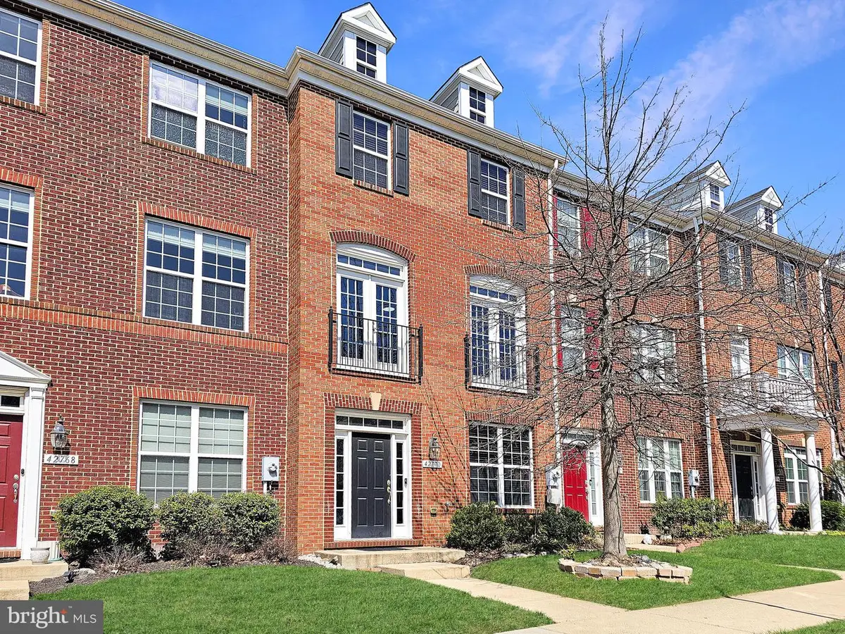 42770 Hay Rd, Ashburn, VA 20147 - #1