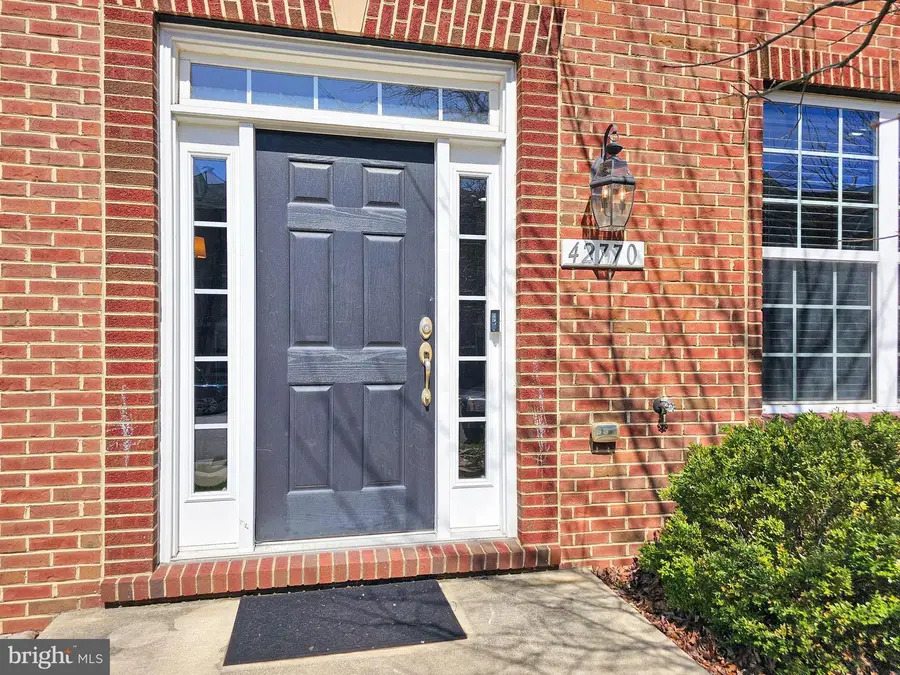 42770 Hay Rd, Ashburn, VA 20147 - #2