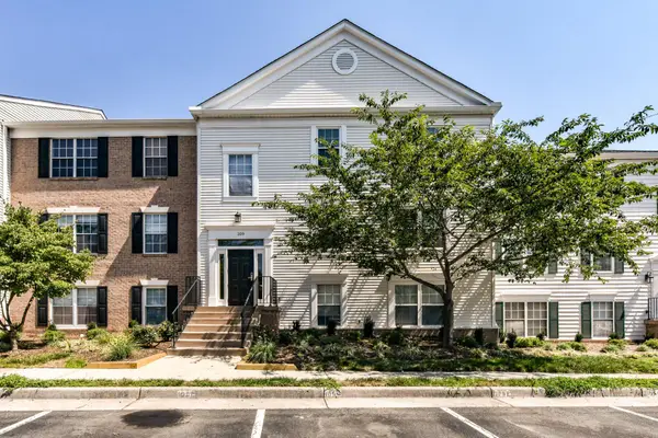 109 Prosperity Ave Se #f, LEESBURG, VA 20175