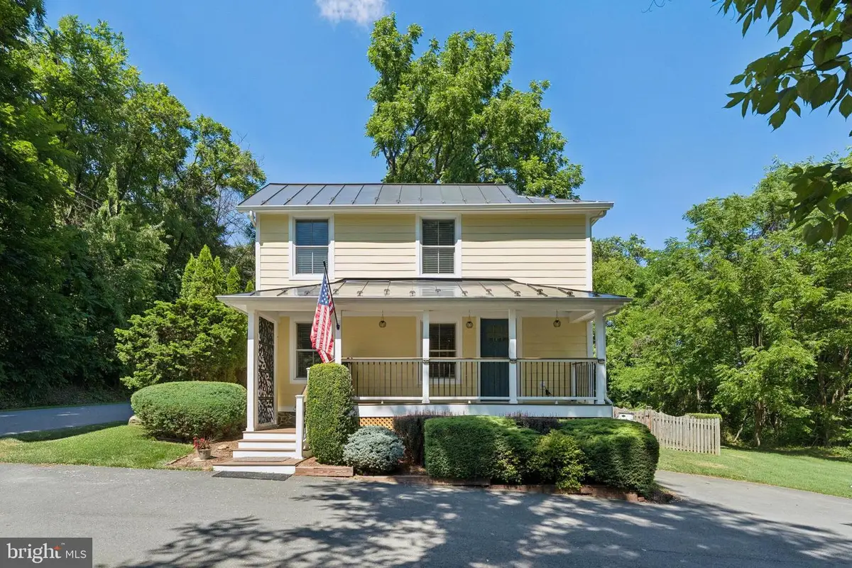 18280 Clayton Hall Rd, Bluemont, VA 20135 - #1