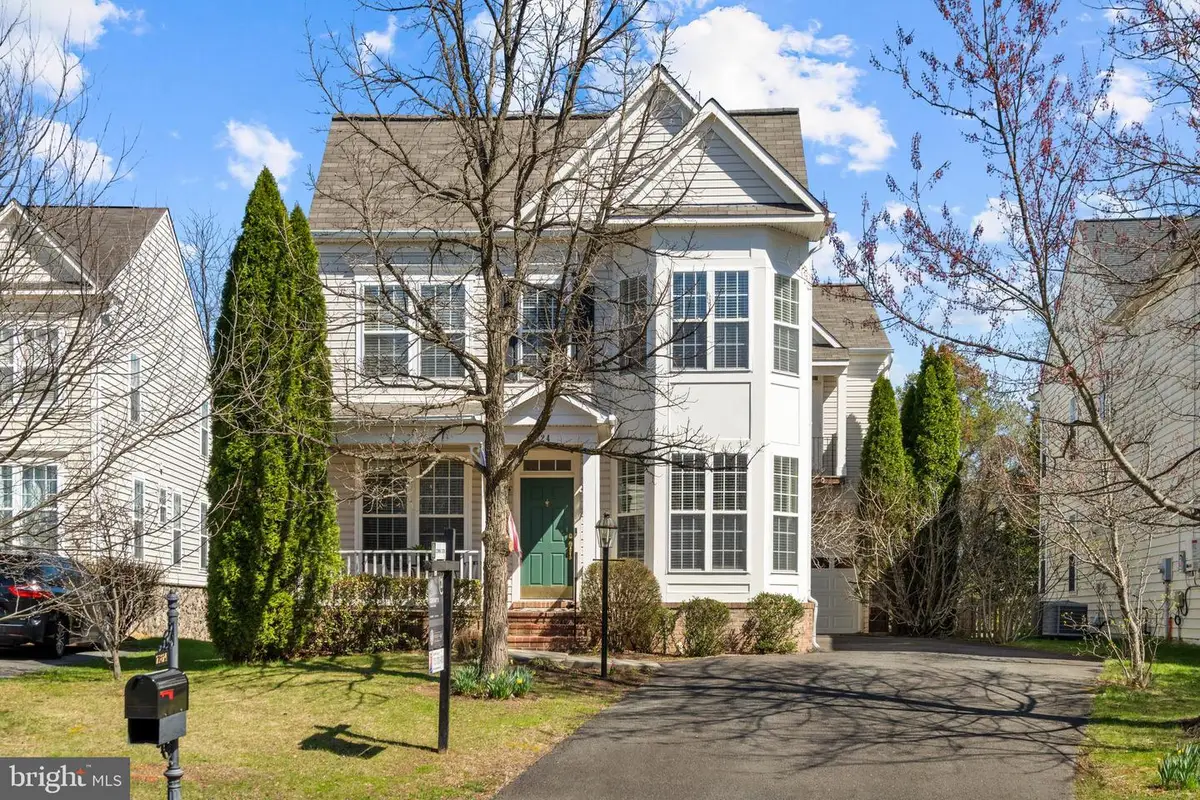 21824 Wingfoot Ct, Broadlands, VA 20148 - #1