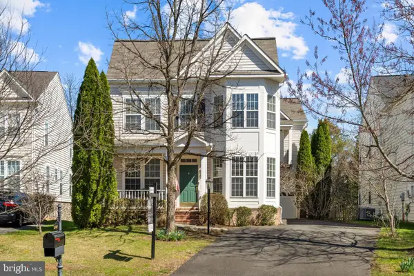 21824 Wingfoot Ct, BROADLANDS, VA 20148