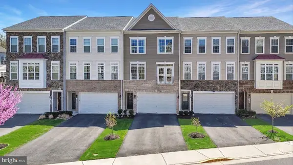 204 Miles Hawk Ter, PURCELLVILLE, VA 20132