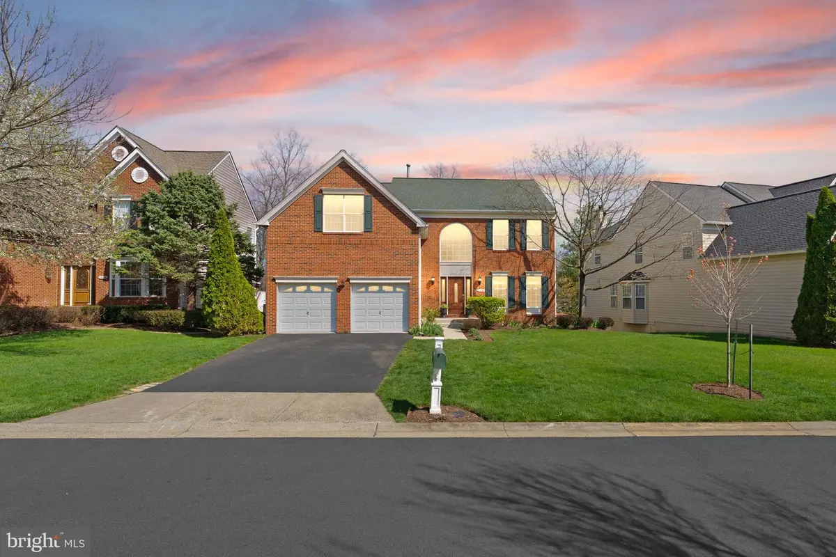 20110 Muirfield Village Ct, Ashburn, VA 20147 - #1