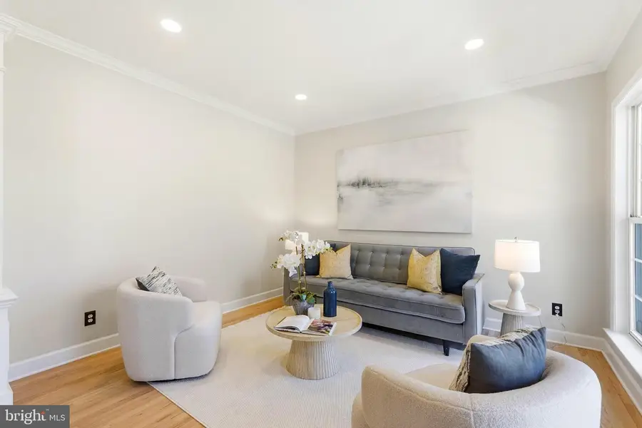 20783 Red Cedar Dr, Leesburg, VA 20175 - #2