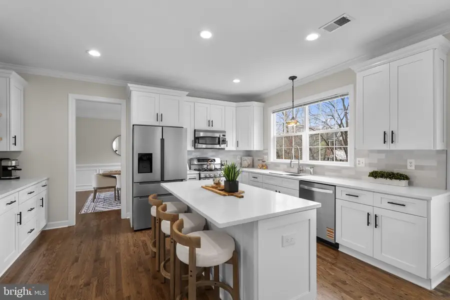 47310 Westwood Pl, Sterling, VA 20165 - #2