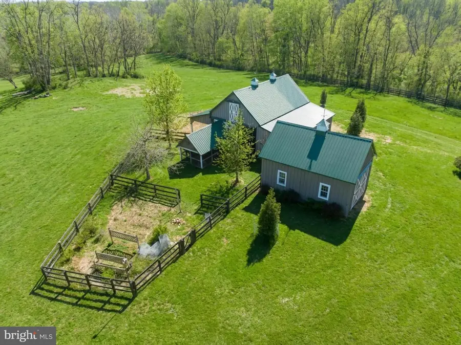 36025 Snickersville Tpke, Purcellville, VA 20132 - #3