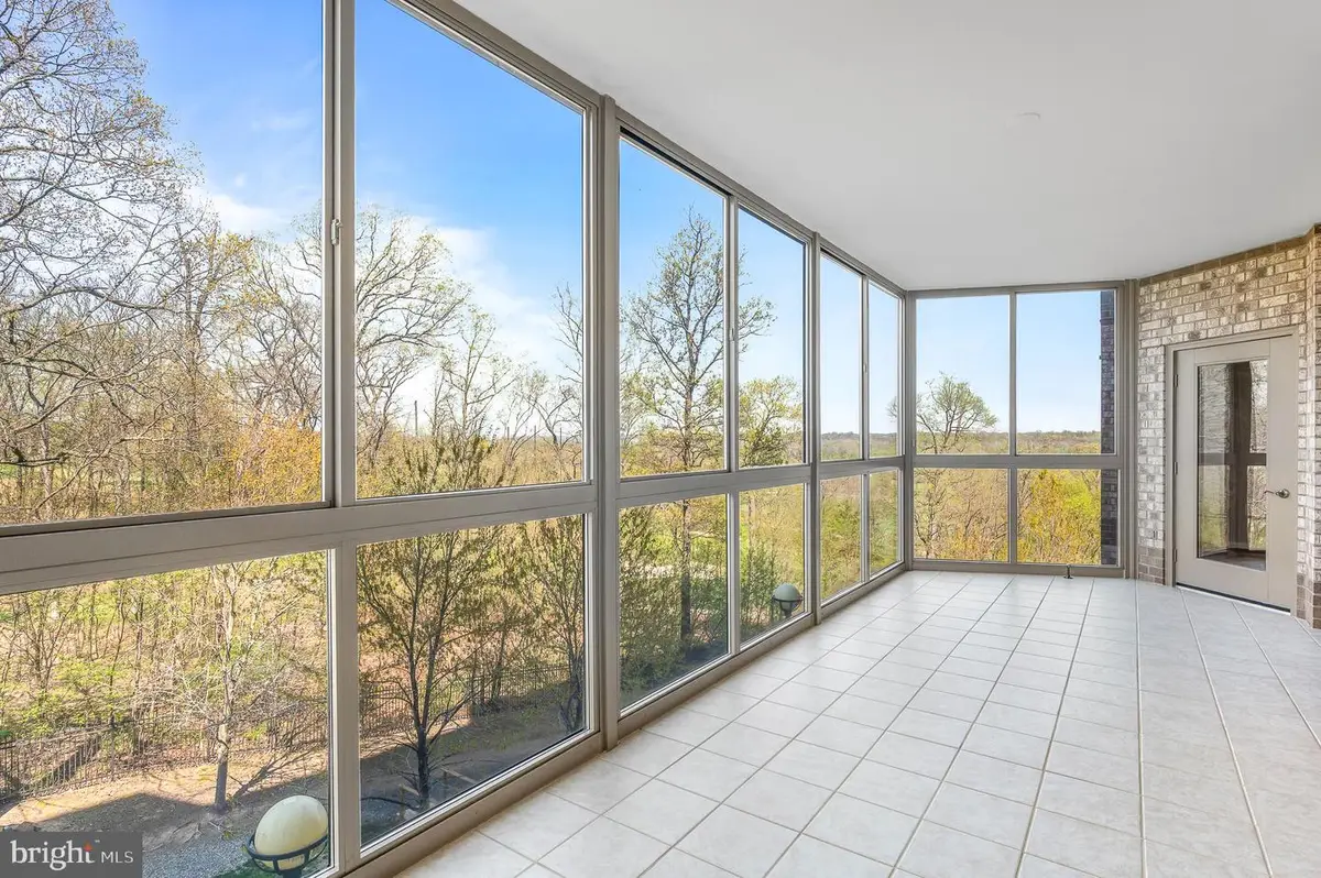 19355 Cypress Ridge Ter #219, Leesburg, VA 20176 - #1