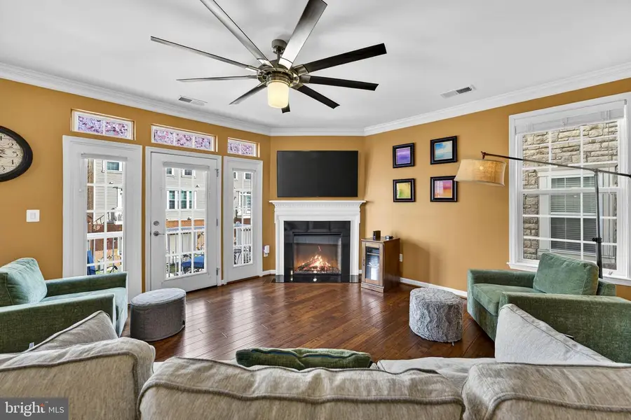 42553 Sunset Ridge Sq, Ashburn, VA 20148 - #3