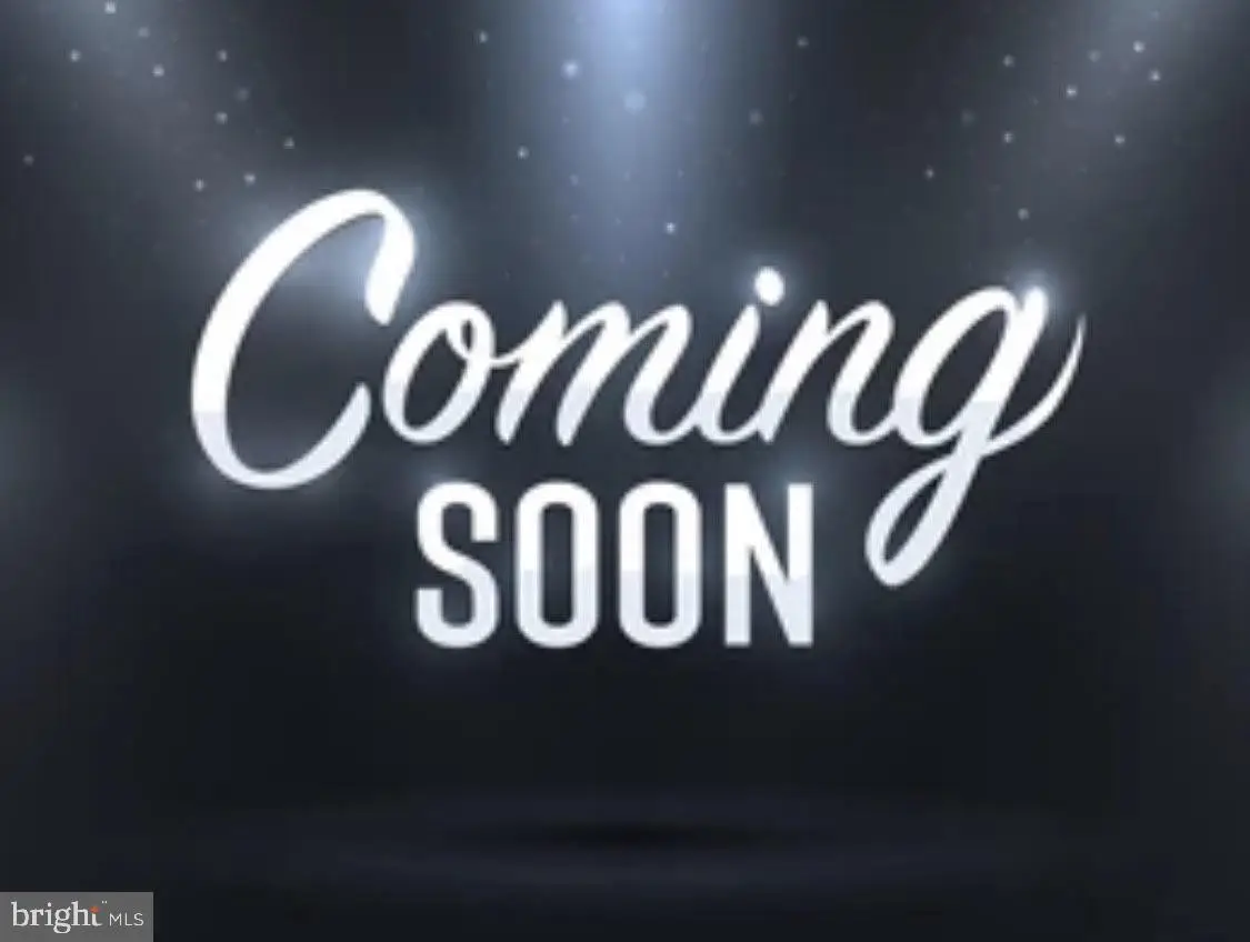 16920 Oliver St, Paeonian Springs, VA 20129 - #1