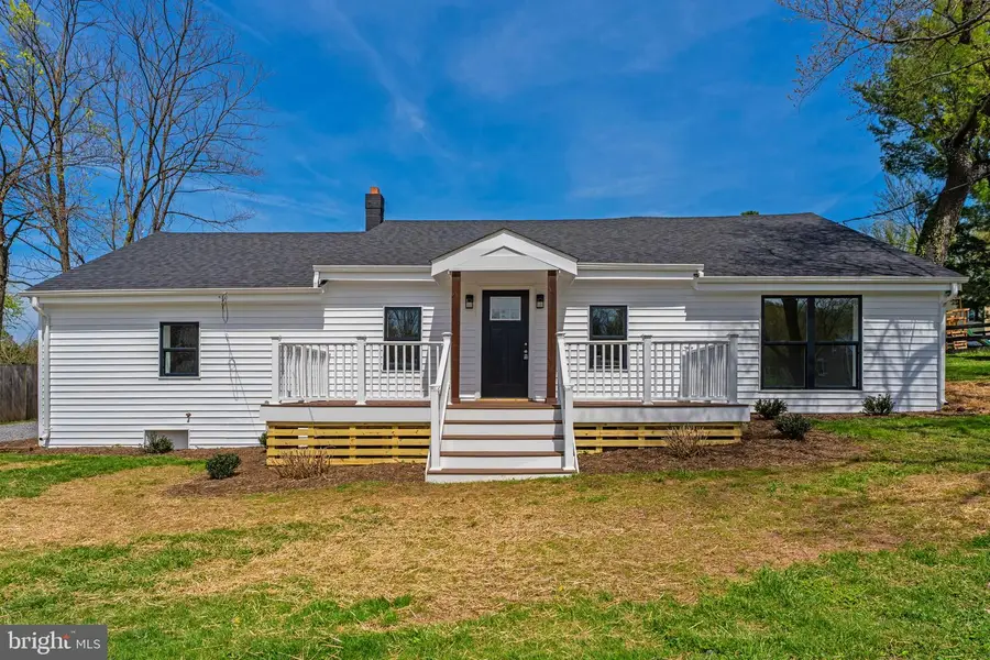 16920 Oliver St, Paeonian Springs, VA 20129 - #3