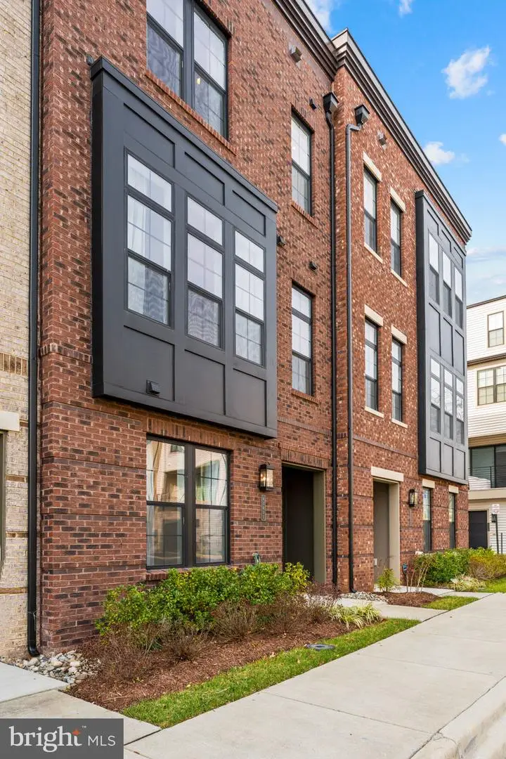 43433 Wilcox Ter, Ashburn, VA 20148 - #2