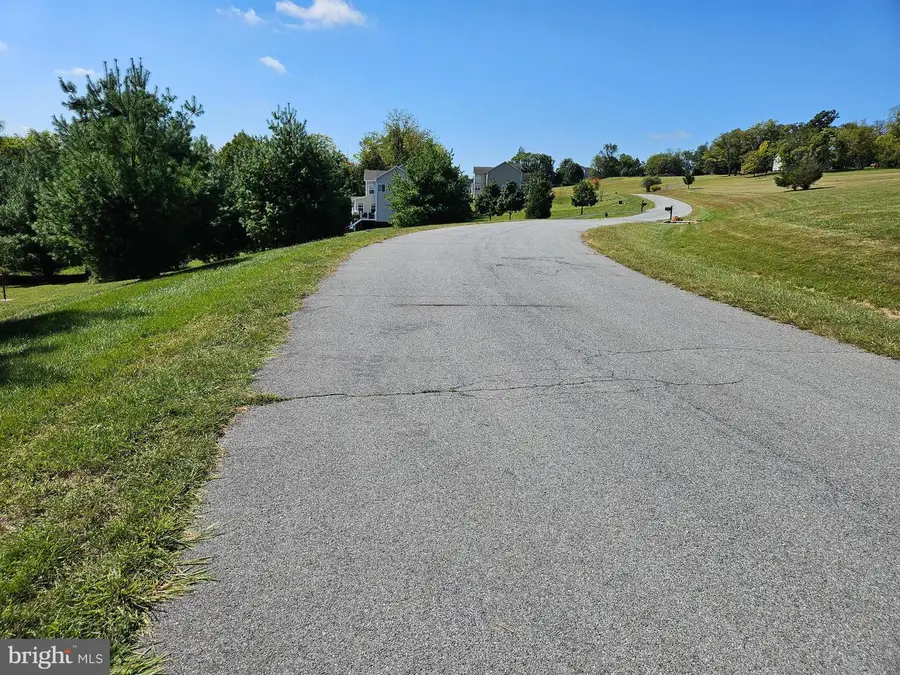 13142 Waterford View Ct, Lovettsville, VA 20180 - #2