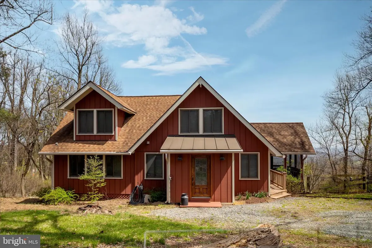 17352 Raven Rocks Rd, Bluemont, VA 20135 - #1