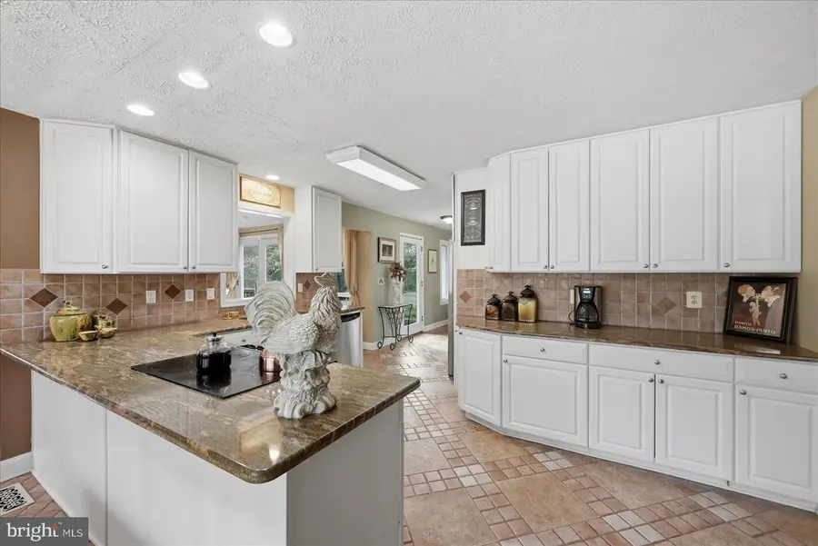25404 Frosty Meadow Ln, Aldie, VA 20105 - #3