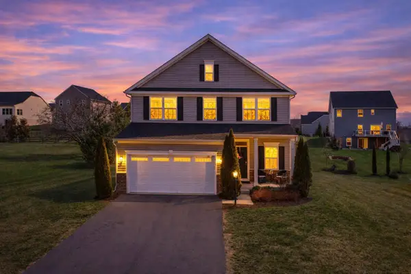 67-b Main St, ROUND HILL, VA 20141