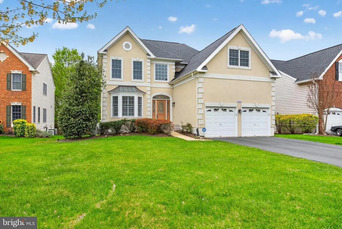 43355 La Belle Pl, Ashburn, VA 20147 - #1