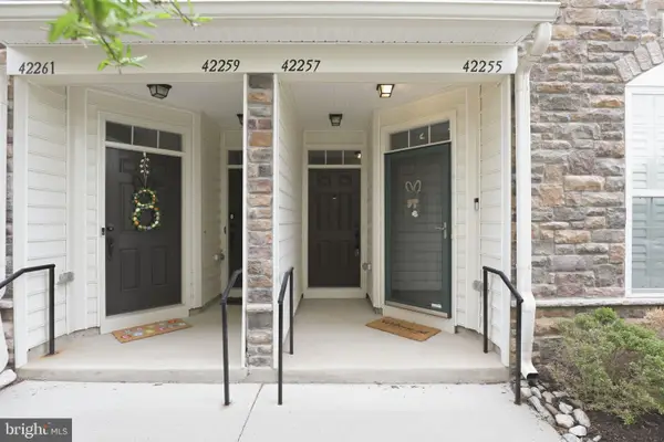 42257 San Juan Ter, ALDIE, VA 20105