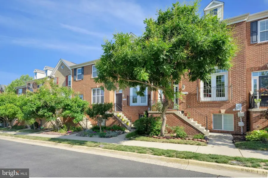 42746 Tunstall Ter, Ashburn, VA 20147 - #3