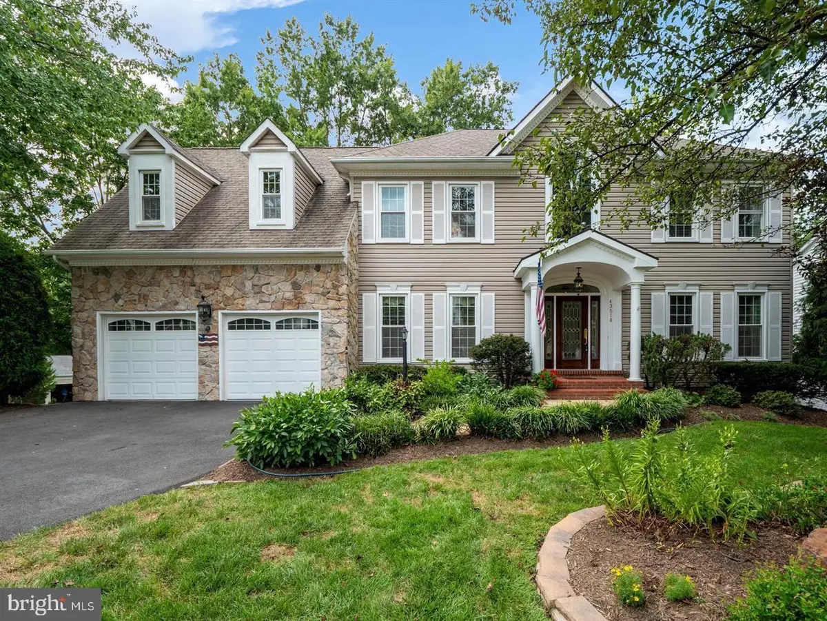 43518 Golden Meadow Cir, Ashburn, VA 20147 - #1