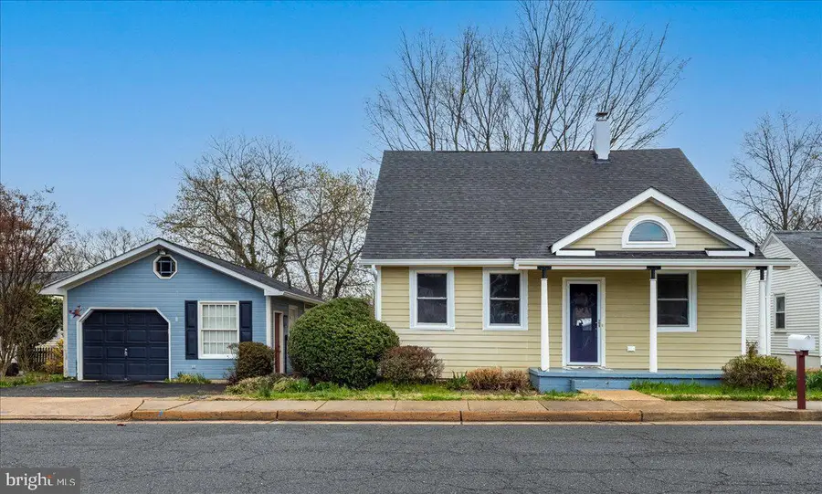 104 Pershing Ave Nw, Leesburg, VA 20176 - #2