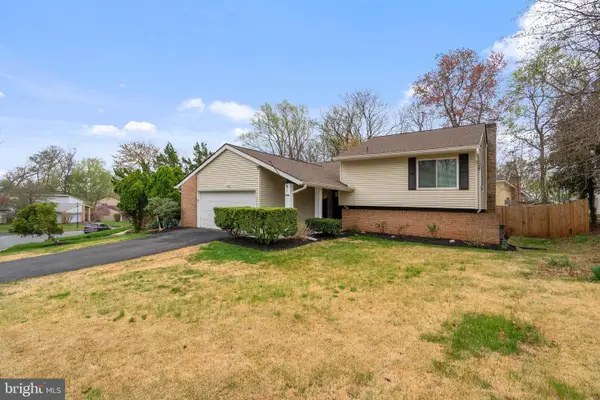218 Penny Ln, STERLING, VA 20164