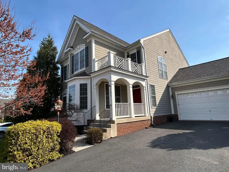 13572 Arcadian Dr, Leesburg, VA 20176 - #2