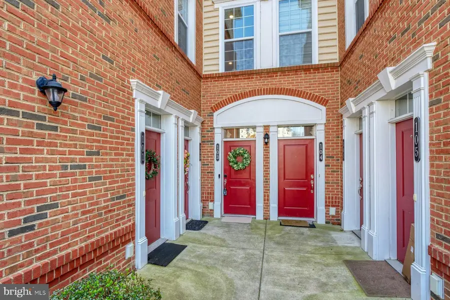 23290 Milltown Knoll Sq #103, Ashburn, VA 20148 - #2