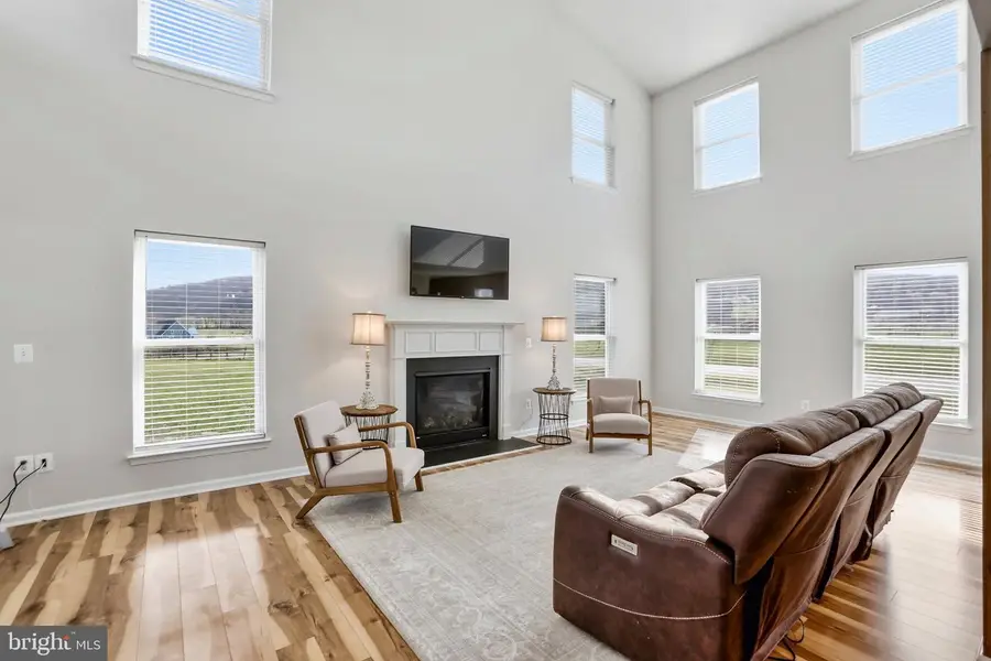 15615 Whispering Knoll Ct, Hillsboro, VA 20132 - #3