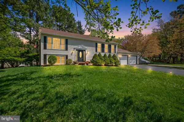 10217 Mckean Ct, GREAT FALLS, VA 22066