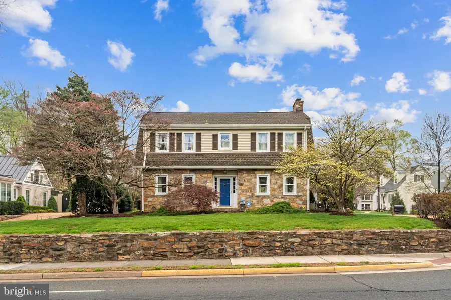 700 W Washington St, Middleburg, VA 20117 - #2