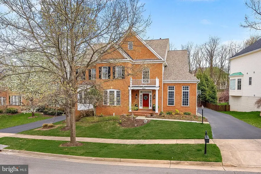 19130 Stream Crossing Ct, Leesburg, VA 20176 - #2