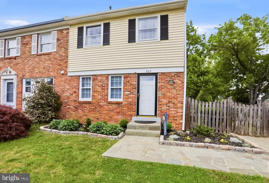 207 Dry Mill Rd Sw, Leesburg, VA 20175 - #3