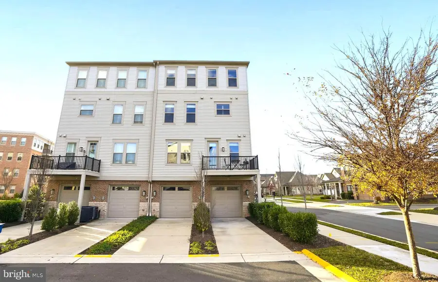 23608 Havelock Walk Ter, Ashburn, VA 20148 - #3