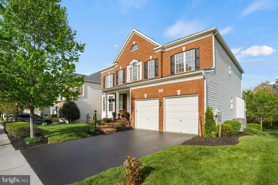 25758 S Village Dr, Chantilly, VA 20152 - #3