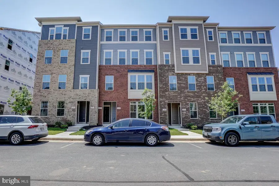 43004 Prophecy Ter, Sterling, VA 20166 - #2