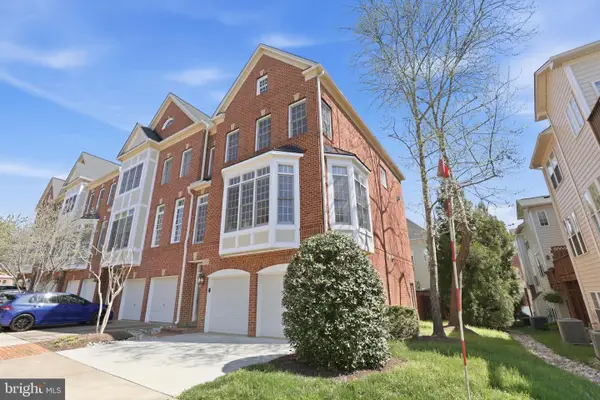 20378 Cottswold Ter #67, STERLING, VA 20165