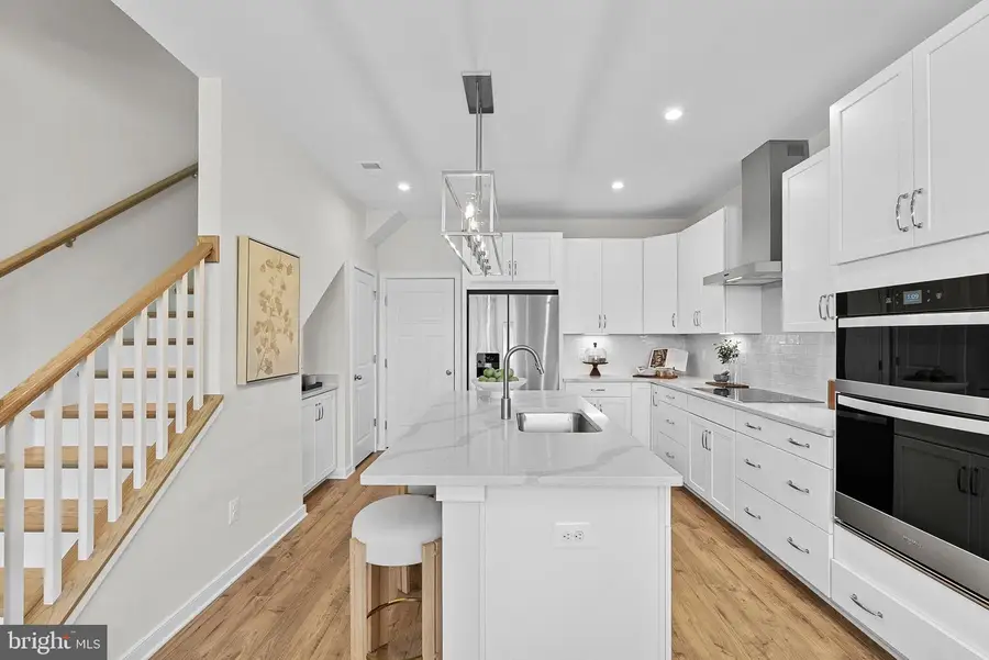 6 Sepia Sq #mo, Ashburn, VA 20147 - #2