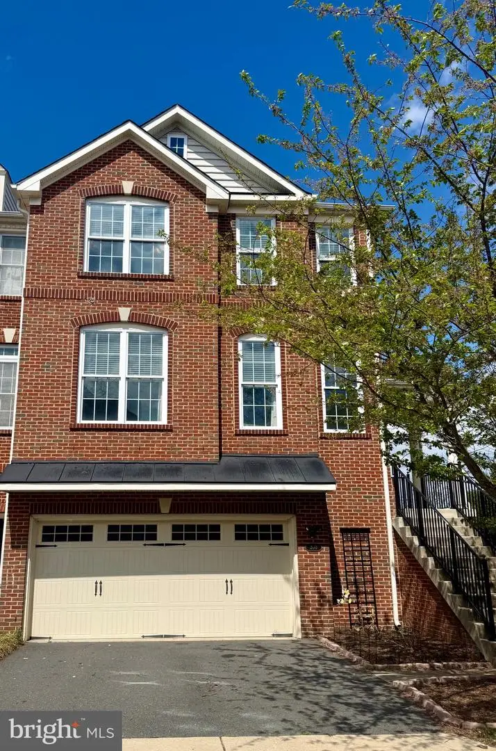 200 Croft Sq, Purcellville, VA 20132 - #1
