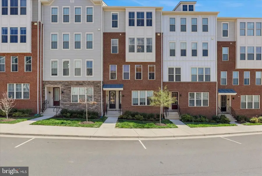 920 California Dr Ne, Leesburg, VA 20176 - #2