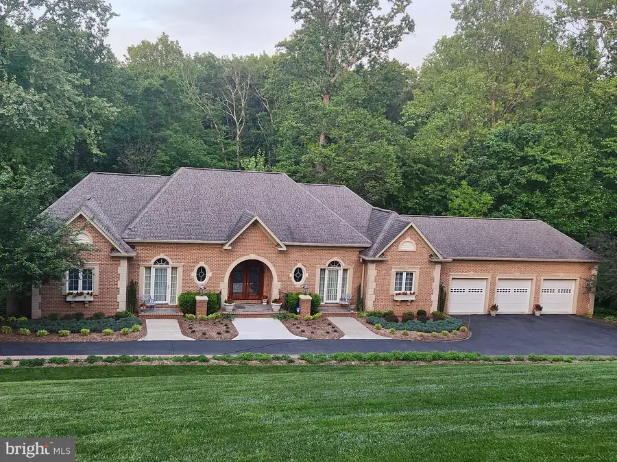 22030 Watson Rd, Leesburg, VA 20175 - #2