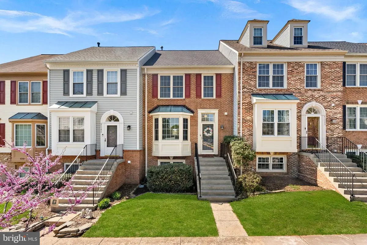 43588 Blacksmith Sq, Ashburn, VA 20147 - #1