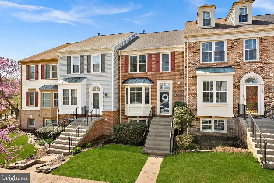 43588 Blacksmith Sq, Ashburn, VA 20147 - #2