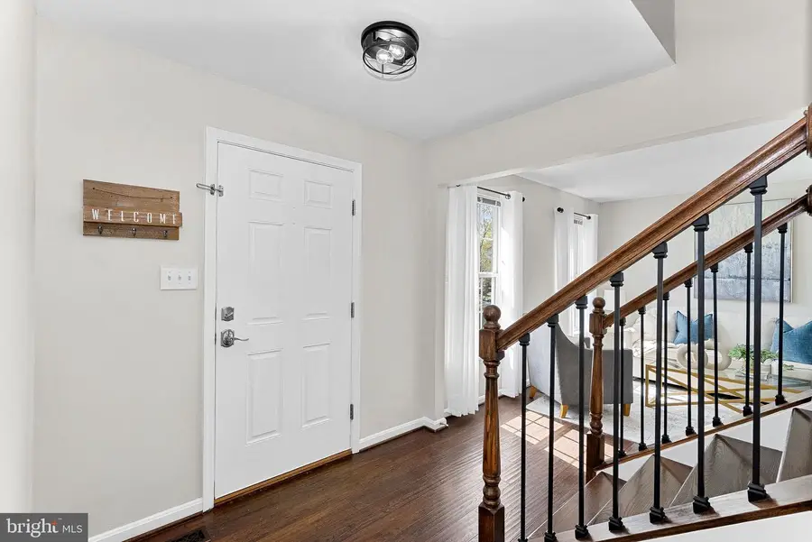 35786 Chapel Hill Ct, Round Hill, VA 20141 - #3