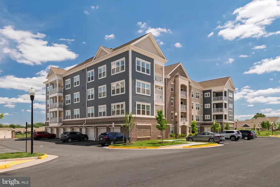 21630 Hawksbill High Cir #202, Sterling, VA 20164 - #2