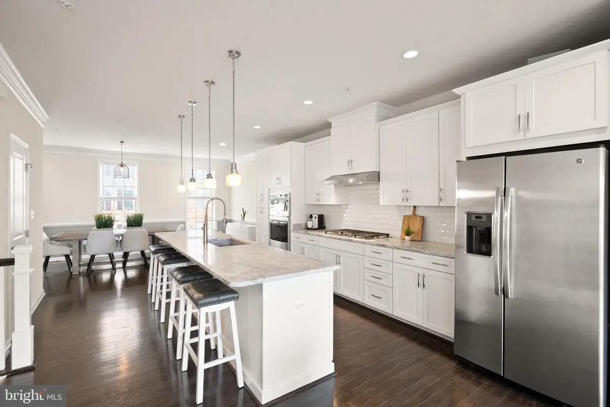 43197 Halkett Sq, Ashburn, VA 20148 - #1